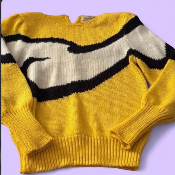 Maurada Sweaters - SOLD!Maurada Yellow and Black Women's Sweater